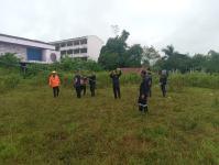 ดับเพลิงแม่สอด ออกตัดต้นไม้บริเวณข้างโรงเรียนเทศบาลเฉลิมพระเกียรติสมเด็จพระเทพรัตนราชสุดา ฯ