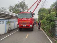 ดับเพลิงแม่สอด ออกตัดต้นไม้ตามคำร้อง บริเวณซอยอินทรคีรี ชุมชนบ้านเหนือ