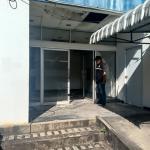 เทศกิจแม่สอด ออกตรวจสอบเหตุโจรขโมยสายไฟฟ้า ภายในโลตัสเล็กแม่สอด ร่วมตำรวจ สภ.แม่สอด
