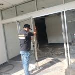 เทศกิจแม่สอด ออกตรวจสอบเหตุโจรขโมยสายไฟฟ้า ภายในโลตัสเล็กแม่สอด ร่วมตำรวจ สภ.แม่สอด