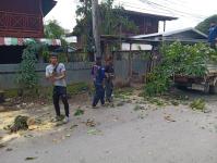 ดับเพลิงแม่สอด ออกตัดต้นไม้บริเวณบ้านทุ่งซอยกลาง ชุมชนบ้านทุ่ง