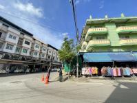 ดับเพลิงแม่สอด ออกตัดต้นไม้(มะยม) ตามคำร้องฯ บริเวณร้านขายเสื้อผ้า สี่แยกทางไปเทศบาลนครแม่สอด