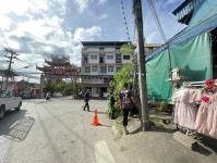 ดับเพลิงแม่สอด ออกตัดต้นไม้(มะยม) ตามคำร้องฯ บริเวณร้านขายเสื้อผ้า สี่แยกทางไปเทศบาลนครแม่สอด