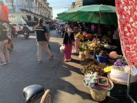 เจ้าหน้าที่เทศกิจ ออกตรวจความเรียบร้อยและจัดระเบียบตลาดเทศบาลนครแม่สอด 22 พ.ย.2566