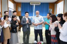 กองยุทธศาสตร์และงบประมาณ เข้าพบนายกเทศมนตรี รองนายก ฯ และรองปลัด ฯ เพื่อสวัสดีปีใหม่และขอคำอวยพรในวาระดิถีขึ้นปีใหม่ 2567