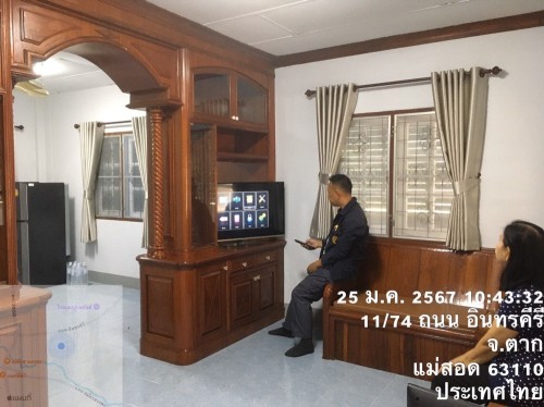 เจ้าหน้าที่กองยุทธศาสตร์และงบประมาณ ดำเนินการตามคำร้อง ขอซ่อมแซมเคเบิ้ลทีวี และขอใช้ข้อมูลจากกล้องวงจรปิด