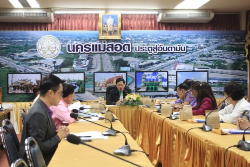 กองยุทธศาสตร์และงบประมาณ จัดประชุมพิจารณาร่างแผนพัฒนาท้องถิ่น (พ.ศ.2566 - 2570) เพิ่มเติม/เปลี่ยนแปลง ครั้งที่ 1/2567