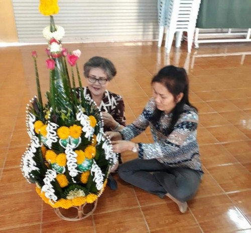ปราชญ์ชาวบ้าน คุณสมทรง เพชรแทน
