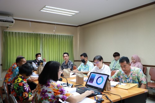 กองยุทธศาสตร์และงบประมาณ จัดประชุมคณะกรรมการติดตามและประเมินผลแผนพัฒนาเทศบาลนครแม่สอด ประจำปีงบประมาณ พ.ศ. 2567