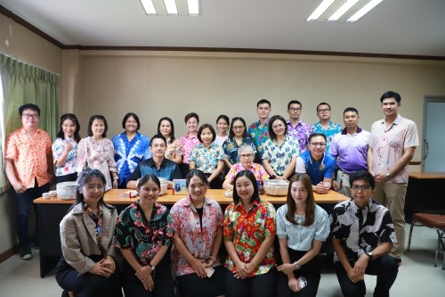 จัดกิจกรรมรดน้ำขอพร เนื่องในประเพณีสงกรานต์ ประจำปี 2567