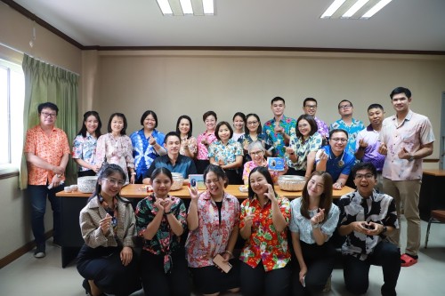 จัดกิจกรรมรดน้ำขอพร เนื่องในประเพณีสงกรานต์ ประจำปี 2567