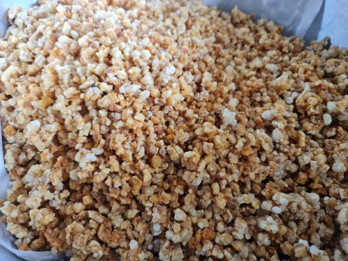 น้ำพริกแคบหมู กลุ่มพัฒนาสตรี ชุมชนประชารักษ์ 