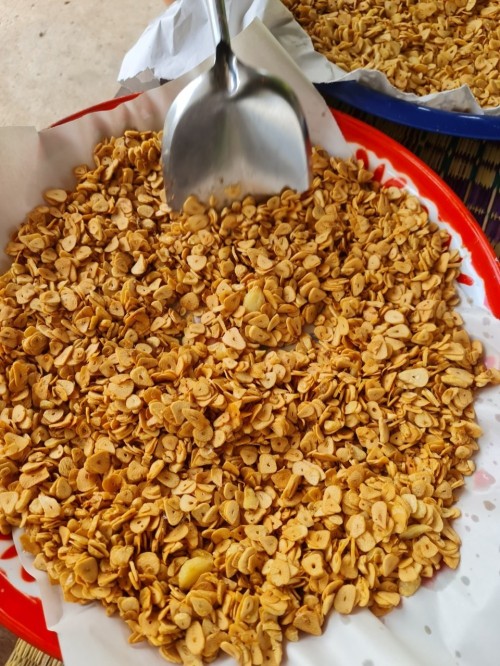 น้ำพริกแคบหมู กลุ่มพัฒนาสตรี ชุมชนประชารักษ์ 