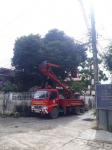 งานไฟฟ้า ได้ออกพื้นที่ซ่อมแซมไฟฟ้าส่องสว่างถนนสาธารณะในเขตชุมชนต่าง ๆ