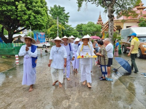 เทศบาลนครแม่สอดร่วมกับวัดแม่ซอดหน้าด่าน ร่วมสืบสานประเพณีแล้อุ๊ปั๊ดตะก่า ประจำปี 2567