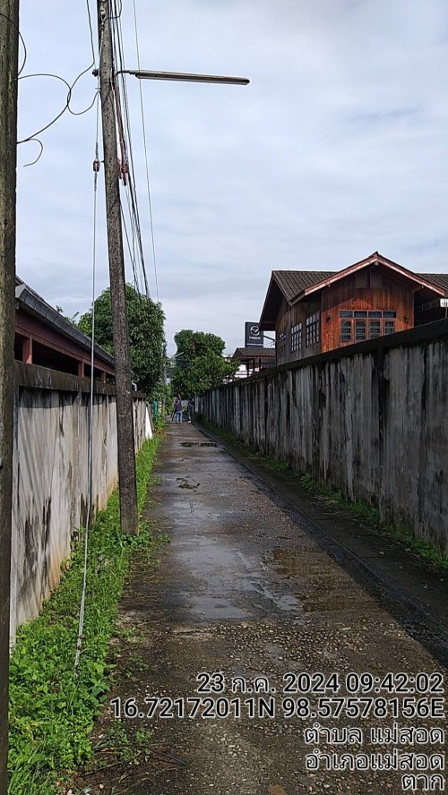 เจ้าหน้าที่กองยุทธศาสตร์และงบประมาณ ดำเนินการตามคำร้องขอซ่อมแซมเคเบิ้ลทีวี และขอใช้ข้อมูลจากกล้องวงจรปิด