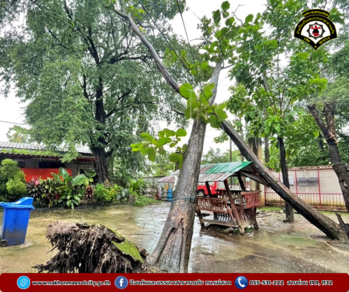 ดับเพลิงนครแม่สอด ออกดำเนินการช่วยเหลือประชาชนที่ได้รับผลกระทบจากอุทกภัยในเขตพื้นที่ ทน.แม่สอด