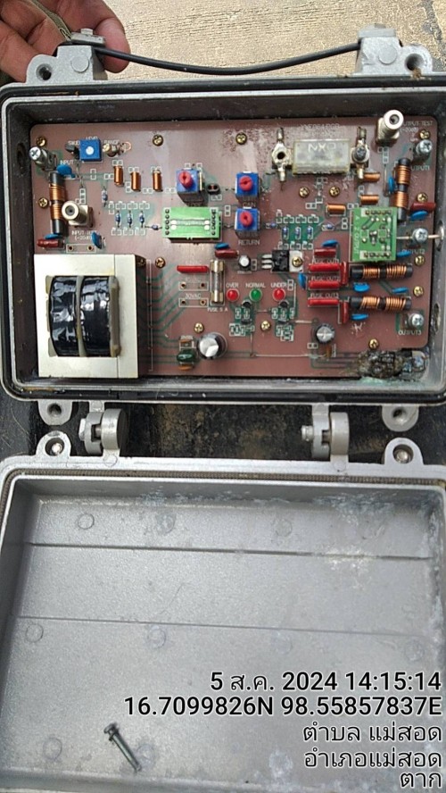 เจ้าหน้าที่กองยุทธศาสตร์และงบประมาณ ดำเนินการตามคำร้องขอ ติดตั้งและซ่อมแซมเคเบิ้ลทีวี เพื่อการศึกษาเทศบาลนครแม่สอด ระหว่างวันที่ 1 - 6 สิงหาคม 2567 