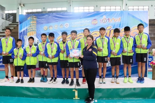 เทศบาลนครแม่สอดขอแสดงความยินดีกับคณะครูและนักเรียนที่คว้ารางวัลการแข่งขันกีฬานักเรียนองค์กรปกครองส่วนท้องถิ่นแห่งประเทศไทย รอบชิงชนะเลิศระดับประเทศ “หอโหวด 101 เกมส์” 