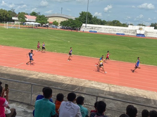 เทศบาลนครแม่สอดขอแสดงความยินดีกับคณะครูและนักเรียนที่คว้ารางวัลการแข่งขันกีฬานักเรียนองค์กรปกครองส่วนท้องถิ่นแห่งประเทศไทย รอบชิงชนะเลิศระดับประเทศ “หอโหวด 101 เกมส์” 