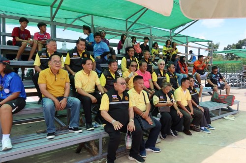 เทศบาลนครแม่สอดขอแสดงความยินดีกับคณะครูและนักเรียนที่คว้ารางวัลการแข่งขันกีฬานักเรียนองค์กรปกครองส่วนท้องถิ่นแห่งประเทศไทย รอบชิงชนะเลิศระดับประเทศ “หอโหวด 101 เกมส์” 