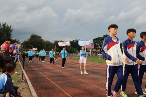 เทศบาลนครแม่สอดขอแสดงความยินดีกับคณะครูและนักเรียนที่คว้ารางวัลการแข่งขันกีฬานักเรียนองค์กรปกครองส่วนท้องถิ่นแห่งประเทศไทย รอบชิงชนะเลิศระดับประเทศ “หอโหวด 101 เกมส์” 