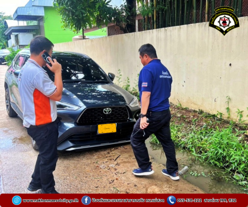 ดับเพลิงนครแม่สอด ออกดำเนินการช่วยเหลือประชาชน เหตุรถยนต์ตกข้างทาง บริเวณชุมชนบ้านทุ่ง