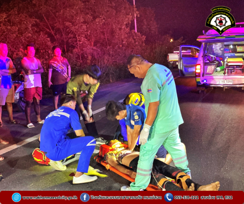 ดับเพลิงนครแม่สอด ออกดำเนินการช่วยเหลือประชาชน อุบัติเหตุทางถนน บริเวณใกล้เคียงอ่างเก็บน้ำห้วยลึก