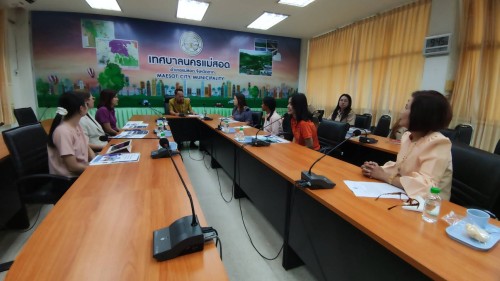 ต้อนรับคณะจาก กรมควมคุมโรคกองระบาดวิทยา ร่วมกับศูนย์ความร่วมมือไทย - สหรัฐ ด้านสาธารณสุข
