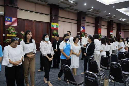 กองการเจ้าหน้าที่ จัดโครงการฝึกอบรมส่งเสริมคุณธรรมจริยธรรมบุคลากรในสังกัดเทศบาลนครแม่สอด 
