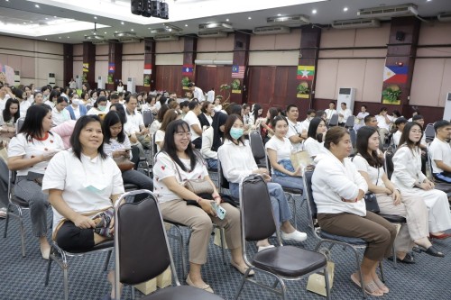 กองการเจ้าหน้าที่ จัดโครงการฝึกอบรมส่งเสริมคุณธรรมจริยธรรมบุคลากรในสังกัดเทศบาลนครแม่สอด 