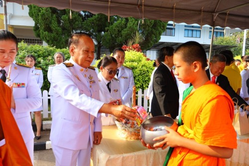 กองการเจ้าหน้าที่ ร่วมถวายพวงมาลาเนื่องในวันคล้ายวันสวรรคตของพระบาทสมเด็จพระปรมินทรมหาภูมิพลอดุลยเดชบรมมนาถบพิตร 13 ตุลาคม 2567