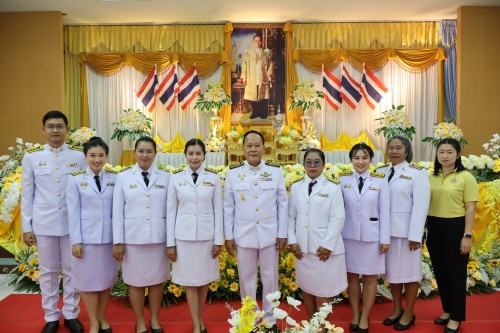 กองการเจ้าหน้าที่ ร่วมถวายพวงมาลาเนื่องในวันคล้ายวันสวรรคตของพระบาทสมเด็จพระปรมินทรมหาภูมิพลอดุลยเดชบรมมนาถบพิตร 13 ตุลาคม 2567