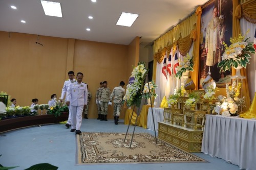 กองการเจ้าหน้าที่ ร่วมถวายพวงมาลาเนื่องในวันคล้ายวันสวรรคตของพระบาทสมเด็จพระปรมินทรมหาภูมิพลอดุลยเดชบรมมนาถบพิตร 13 ตุลาคม 2567