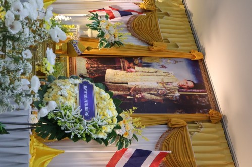 กองการเจ้าหน้าที่ ร่วมถวายพวงมาลาเนื่องในวันคล้ายวันสวรรคตของพระบาทสมเด็จพระปรมินทรมหาภูมิพลอดุลยเดชบรมมนาถบพิตร 13 ตุลาคม 2567