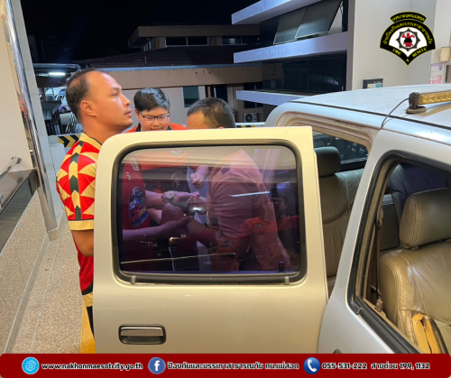 ดับเพลิงนครแม่สอด ให้การช่วยเหลือประชาชน นำส่ง โรงพยาบาลแม่สอด เนื่องจากผู้ป่วยมีโรคประจำตัวเป็นลมชัก