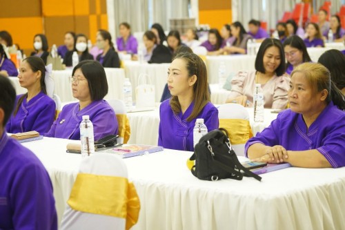 กองการศึกษา เทศบาลนครแม่สอดจัดโครงการส่งเสริมสนับสนุนศูนย์พัฒนาเด็กเล็กและอนุบาลปลอดโรค