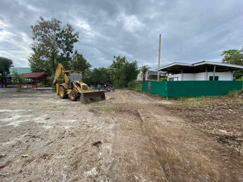 ไถกลบวัชพืช บริเวณสุสานวัดดอนแก้ว ชุมชนสองแควสอง