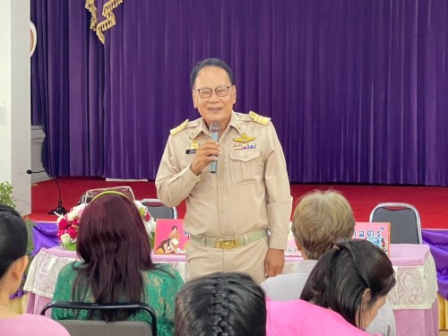 เข้าร่วมการประชุมสภากาแฟสัญจร ของกลุ่มพัฒนาสตรี ครั้งที่ 7 เพื่อพบปะแลขับเคลื่อนงานของกลุ่มพัฒนาสตรีเทศบาลนครแม่สอด ณ วัดดอนไชย