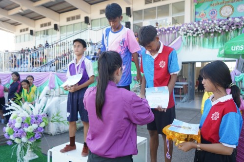เทศบาลนครแม่สอดจัดกิจกรรมโครงการแข่งขันกีฬานักเรียนกลุ่มโรงเรียนในสังกัดเทศบาลนครแม่สอด