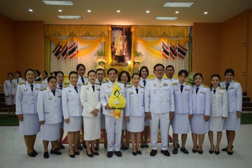 ข้าร่วมพิธีวางพุ่มดอกไม้ถวายบังคับฯ เนื่องในวันคล้ายวันพระบรมราชสมภพ พระบามสมเด็จพระบรมชนกาธิเบศรมหาภูมิพลอดุลยเดชมหาราช บรมนาถบพิตร วันชาติและวันพ่อแห่งชาติ 5 ธันวาคม 2567