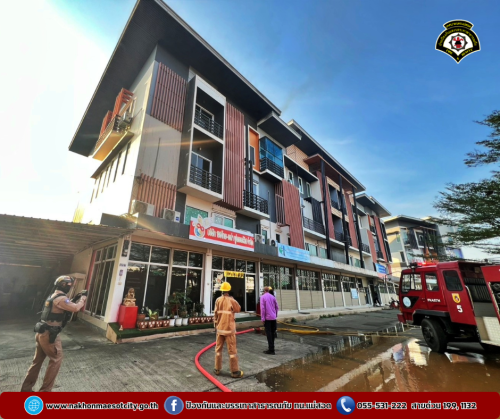 ดับเพลิงนครแม่สอด ออกระงับเหตุเพลิงไหม้อาคารพาณิชย์ บริษัท 189 ไทย-พม่า ฟูลเซอร์วิส จำกัด