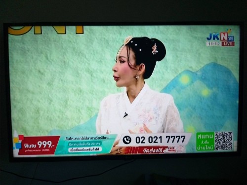 เจ้าหน้าที่กองยุทธศาสตร์และงบประมาณ ดำเนินการตามคำร้องขอติดตั้ง และซ่อมแซมเคเบิ้ลทีวี เพื่อการศึกษาเทศบาลนครแม่สอด