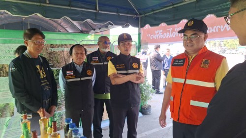 สำนักปลัดเทศบาลนครแม่สอด เข้าร่วมกิจกรรม kick off  การแก้ไขปัญหาหมอกควันไฟป่าและฝุ่นละอองขนาดเล็ก (PM2.5) ประจำปี 2568