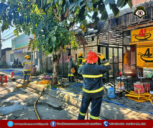 ดับเพลิงนครแม่สอด ออกระงับเหตุเพลิงไหม้ร้านอาหาร ใกล้เคียงน้ำปิงปศุสัตว์ ถนนยอดข้าว