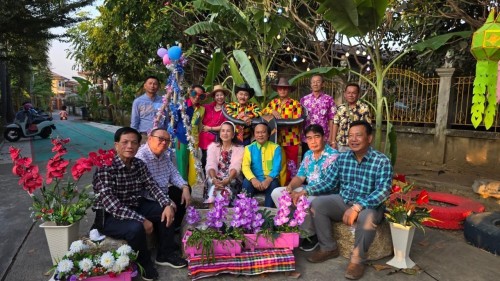 เข้าร่วมงานเลี้ยงสังสรรค์ปีใหม่ ‘‘สานสัมพันธ์กลุ่มพัฒนาสตรีนครแม่สอด\" ณ ชุมชนร่วมใจ 
