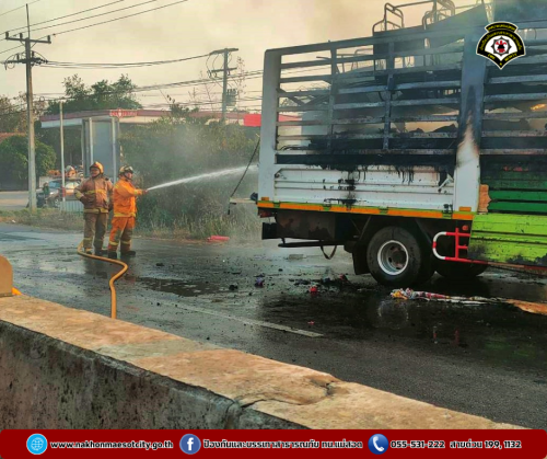 ดับเพลิงนครแม่สอด ออกระงับเหตุเพลิงไหม้รถบรรทุกขนเครื่องเล่นสวนสนุก ใกล้เคียงปั๊มน้ำมัน NORTH เขตพื้นที่แม่กุ