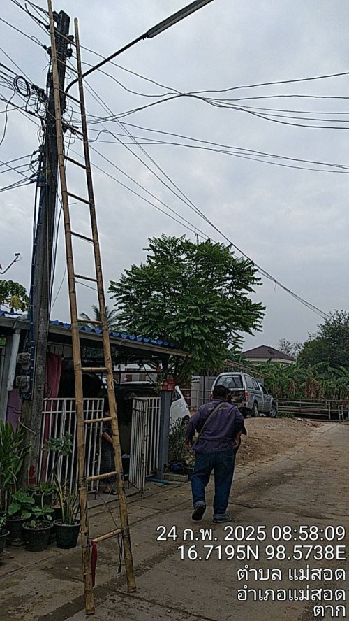 เจ้าหน้าที่กองยุทธศาสตร์และงบประมาณ ดำเนินการตามคำร้อง ขอซ่อมแซมเคเบิ้ลทีวี