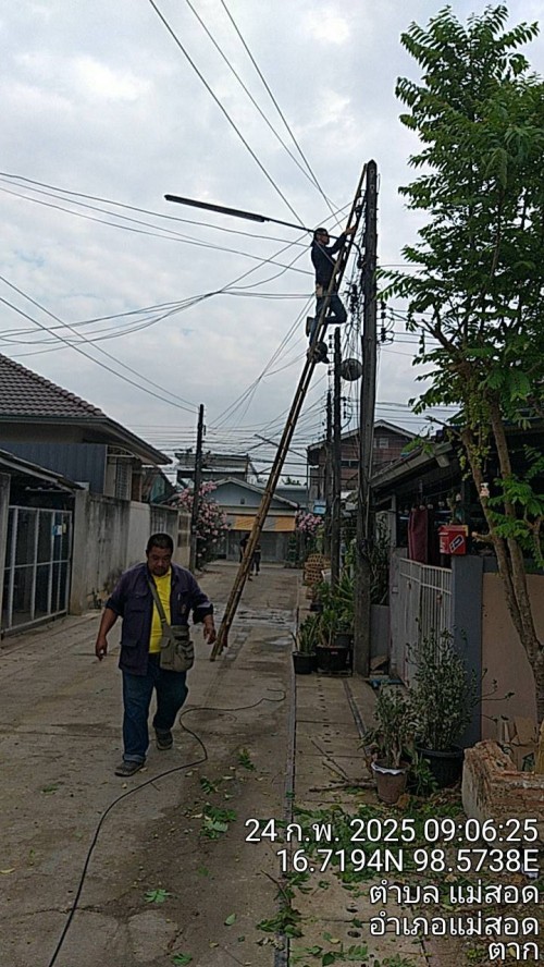 เจ้าหน้าที่กองยุทธศาสตร์และงบประมาณ ดำเนินการตามคำร้อง ขอซ่อมแซมเคเบิ้ลทีวี