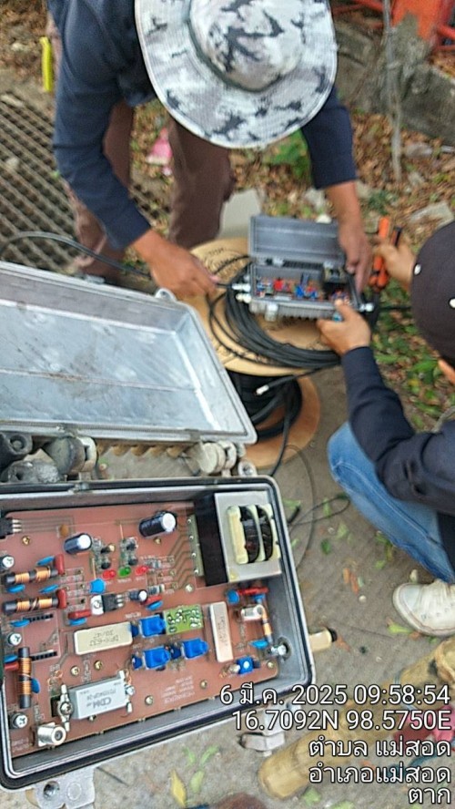 เจ้าหน้าที่กองยุทธศาสตร์และงบประมาณ ดำเนินการตามคำร้อง ขอซ่อมแซมเคเบิ้ลทีวี ชุมชนวัดหลวง